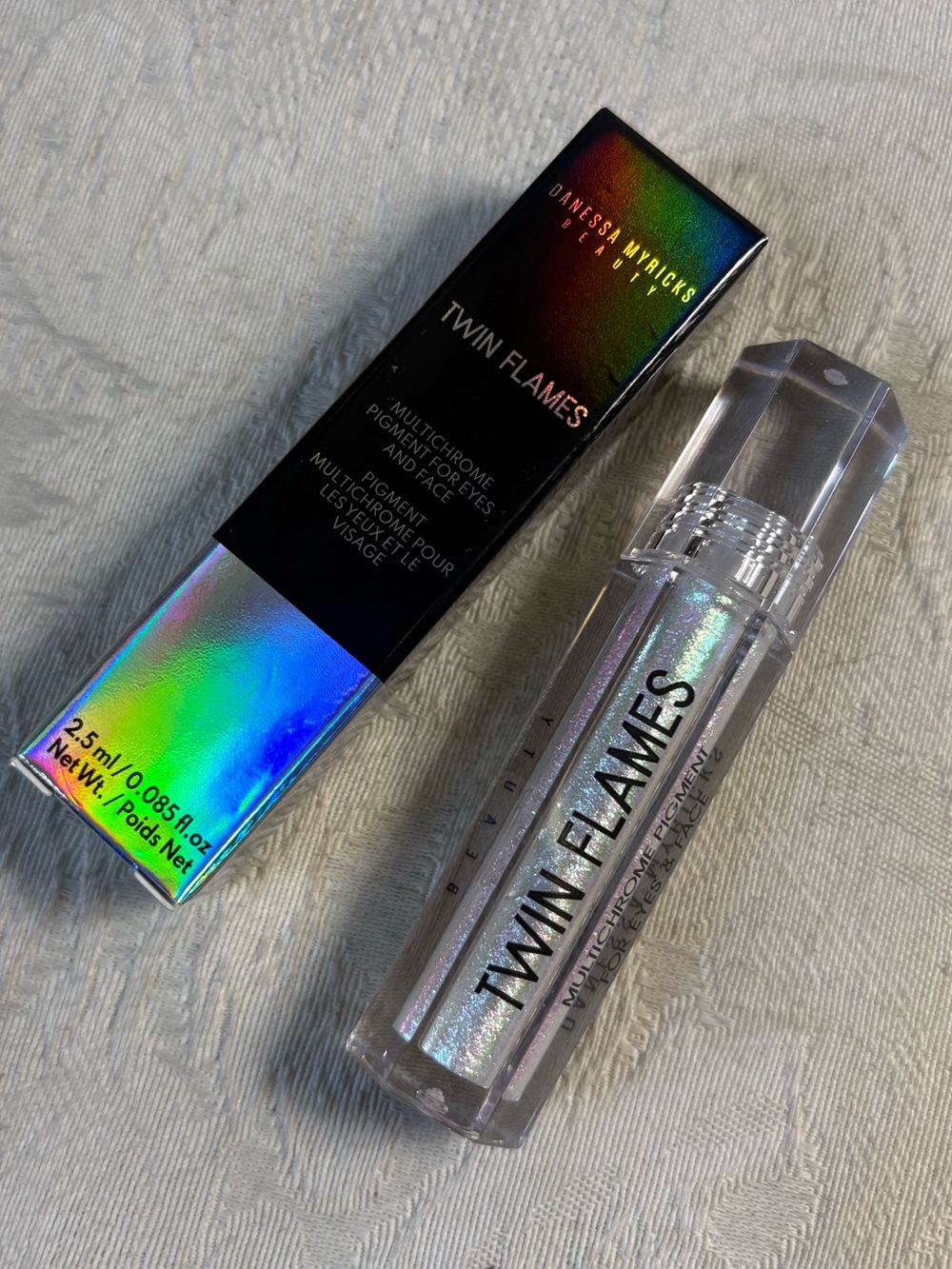 Danessa Myricks Twin Flames Multichrome Liquid Eyeshadow Pigment - Bae BNIB